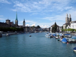 800px-Limmat-Quaibrücke.jpg